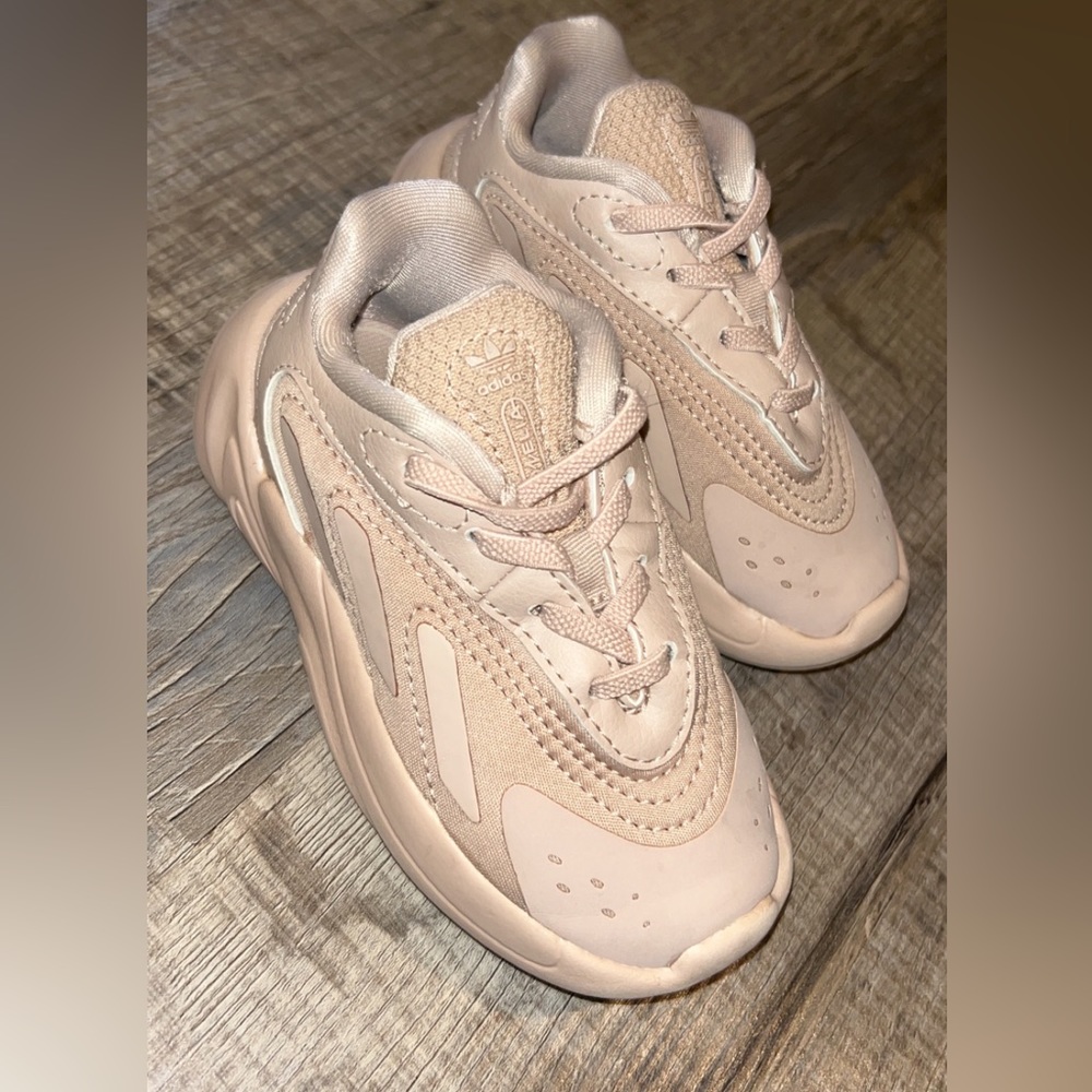 Adidas toddler tennis shoes